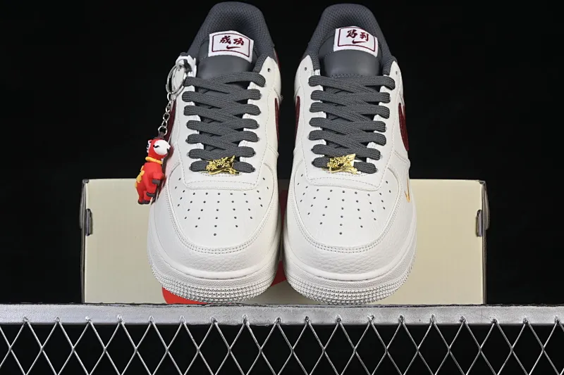 All categories Nk Air Force 1 Air Force series Nk Air Force 1 Low Air Force low-top Nike Air Force 1'07 Low Year of the Horse joint name Cloud white crimson gold Air Force 1 low-top casual sneakers NH0601-507